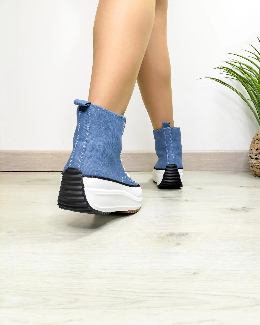 Sneakers / Jeans Shoes Size 40 – photo 9